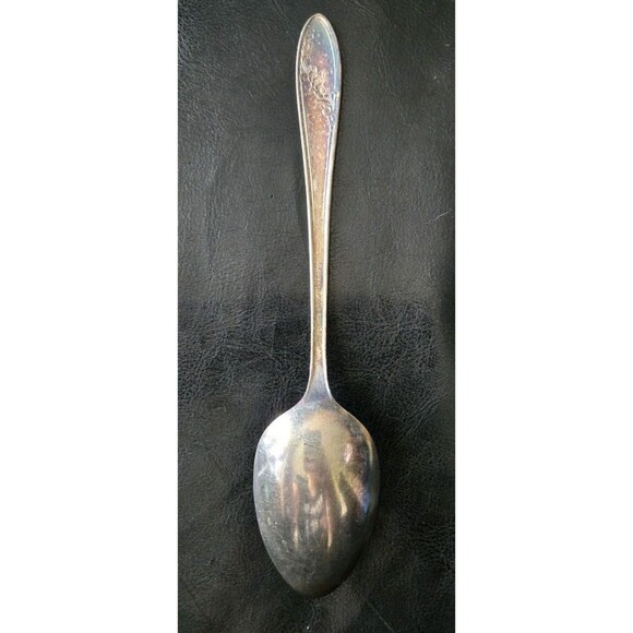 1 Vintage Oneida Community Tudor Queen Bess II Silver Plate 1946 Serving Spoon - Picture 3 of 12